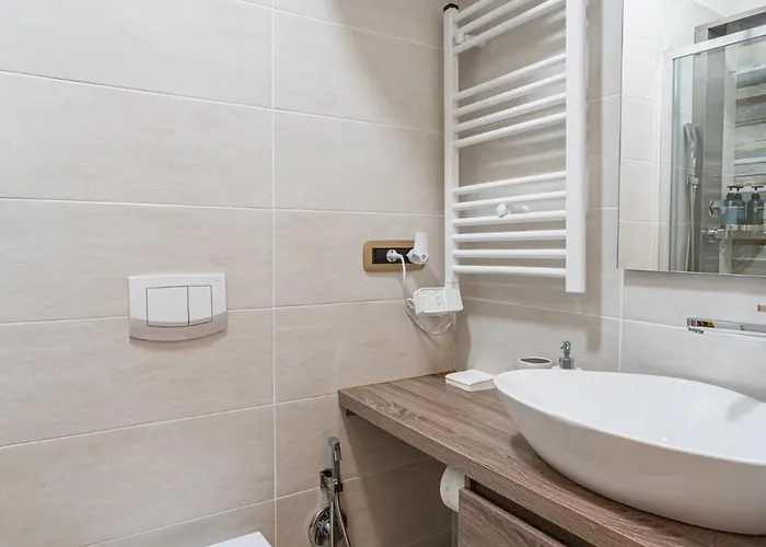 Konukevi Sallustiano - Porta Pia - Roma